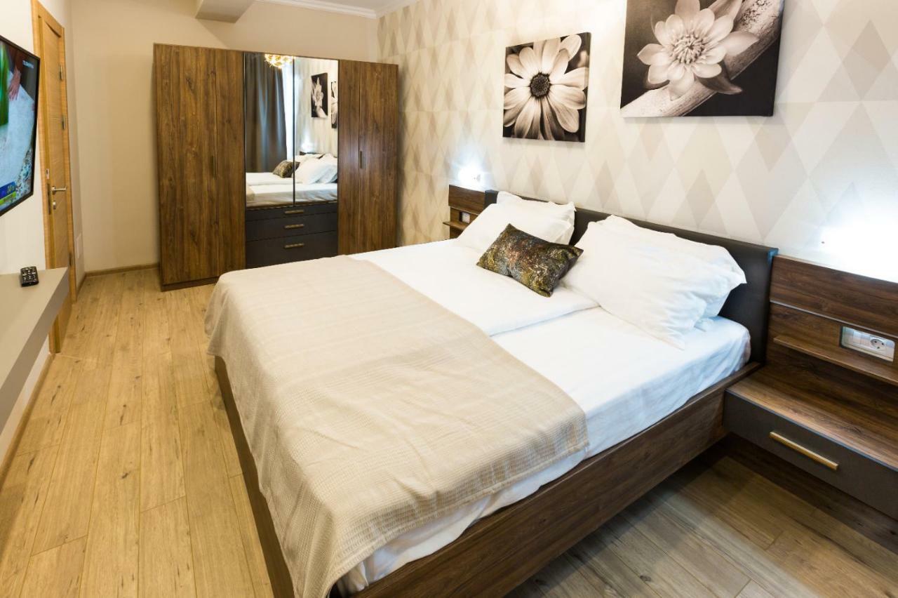Rose Luxury Apartment Мамая Екстер'єр фото